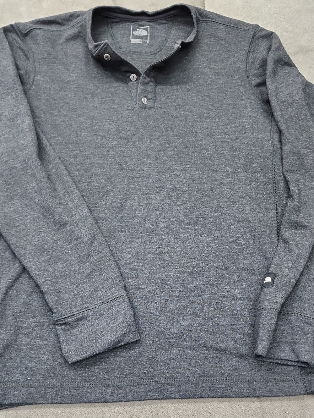 The North Face Men’s Long Sleeve Henley in Charcoal